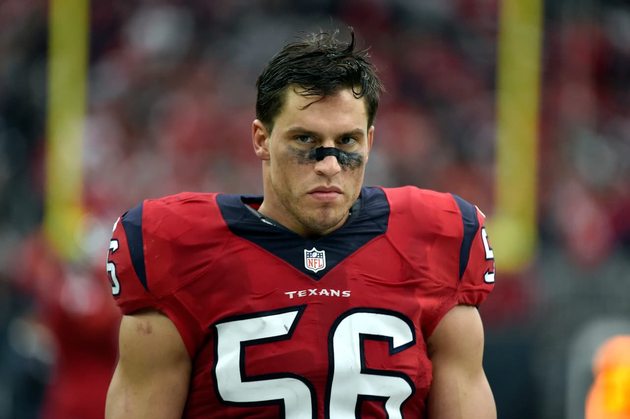 Houston Texans inside linebacker Brian Cushing (56) walks the on the sideline during the first half of an NFL football game against the Jacksonville Jaguars Sunday, Dec. 18, 2016, in Houston. (AP Photo/Eric Christian Smith)