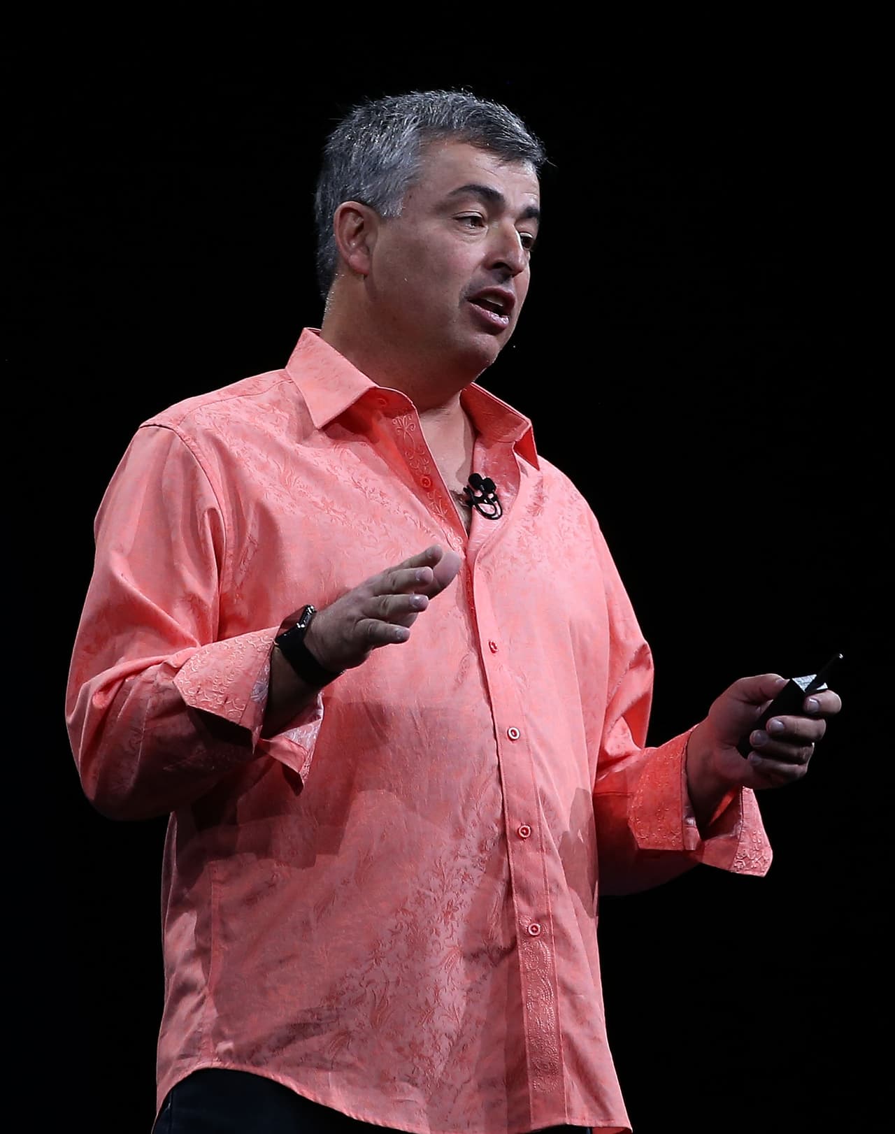 Apple: El FBI se pone del lado de los hackers en el caso del iPhone de San Bernardino