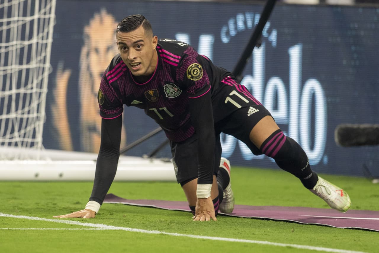 Rogelio Funes Mori tuvo oportunidades de gol pero no fue certero.