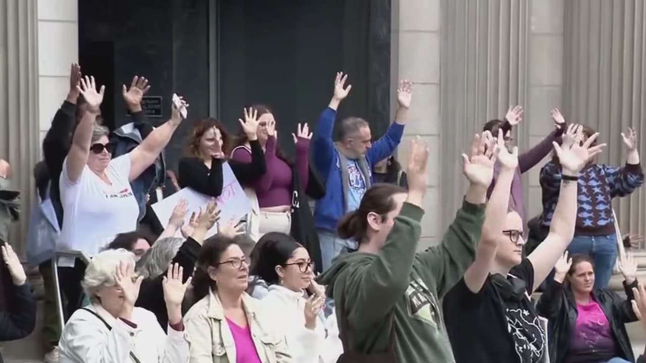 Juez sella documentos clave del caso Cornell y surge un desacuerdo sobre el manejo de la investigación oficial