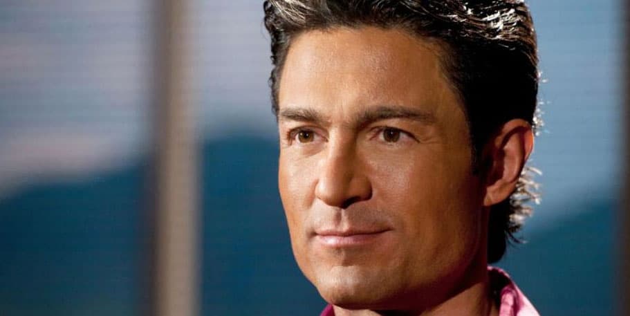 Sus personajes siempre nos cautivan.