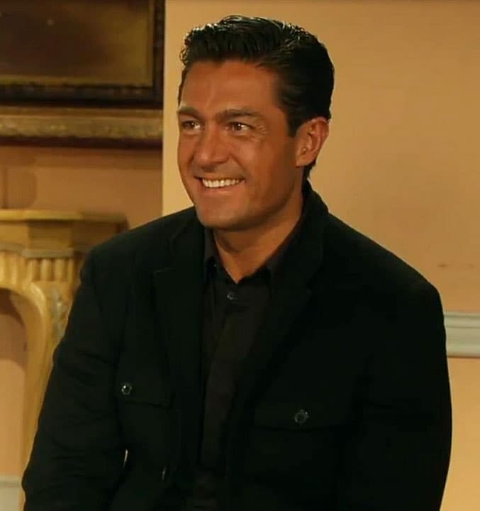 Pocas veces hemos visto a Colunga con ropa deportiva.