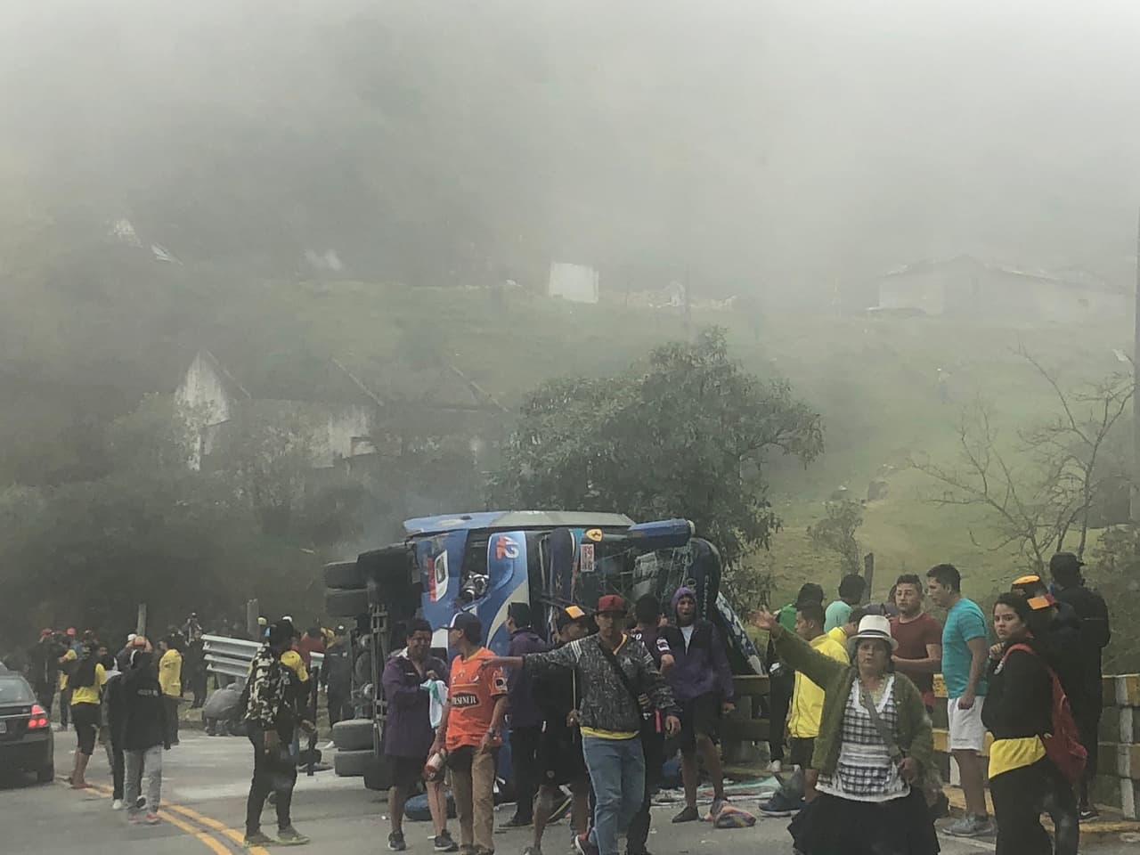 El fútbol está de luto: 12 aficionados del Barcelona de Ecuador murieron en un accidente