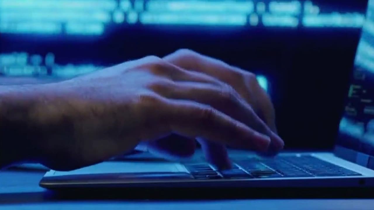 ¿Cómo se puede controlar la Inteligencia Artificial a nivel mundial? Experto habla sobre opciones