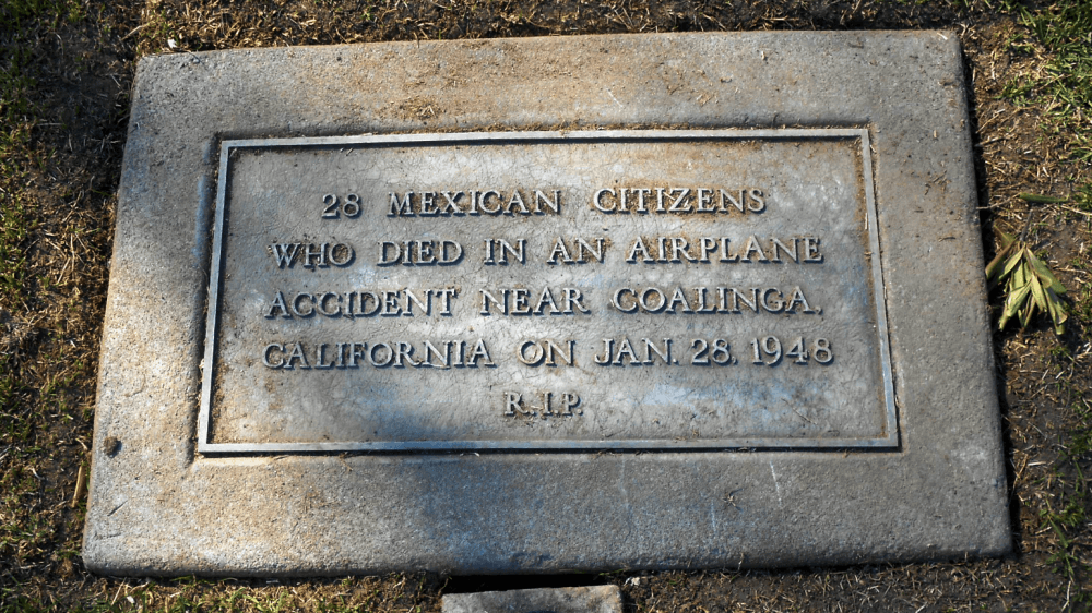 El día que 28 inmigrantes murieron al estrellarse el avión en el que eran deportados