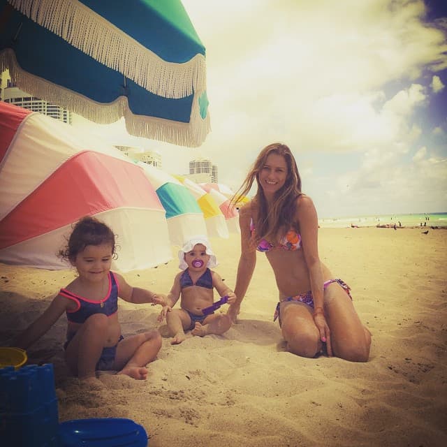 Aunque no lo creas, ella es mamá de dos bellas niñas