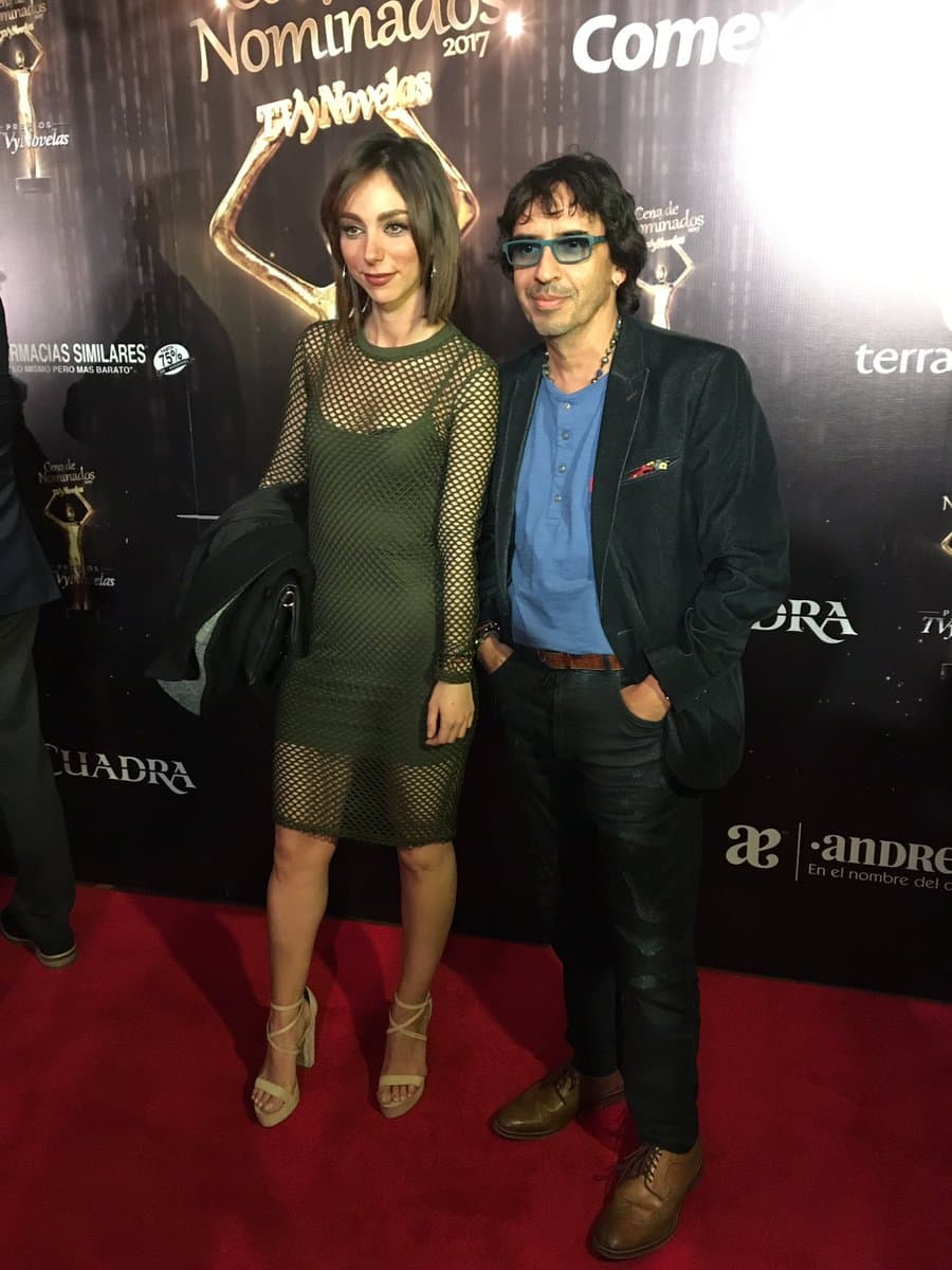 El productor de 
<b><i><a href="http://www.univision.com/novelas/premios-tv-y-novelas">Premios TVyNovelas</a></i></b>, Memo del Bosque y Natalia Téllez, posaron en esta noche tan especial para los actores mexicanos.