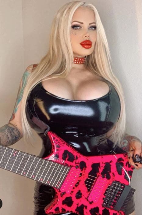 La cantante argentina sorprendió esta primera semana de octubre tras confesar que quiere ser virgen de nuevo y que para lograrlo se sometió a un tratamiento.