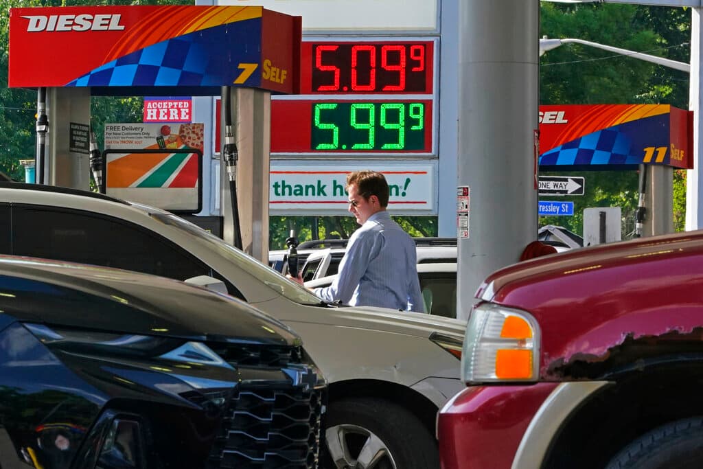 Sin tregua: dato mostrará que la inflación siguió alta en junio por los altos precios de la gasolina y la vivienda