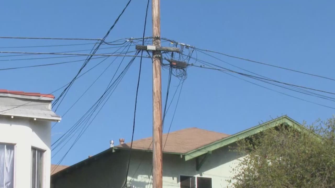 LADWP suspende cortes de electricidad a clientes por falta de pago debido a las altas tarifas de luz