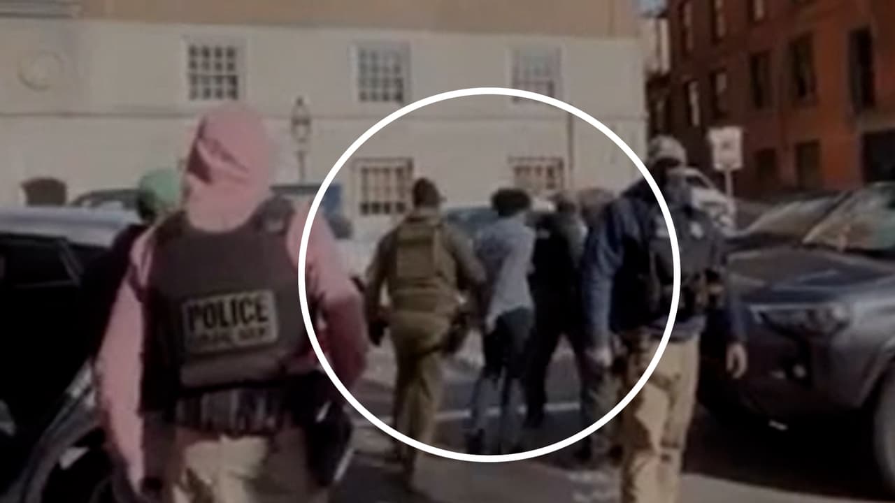 En video: agentes de ICE detienen a un pasante de 16 años tras confundirlo con un depredador infantil