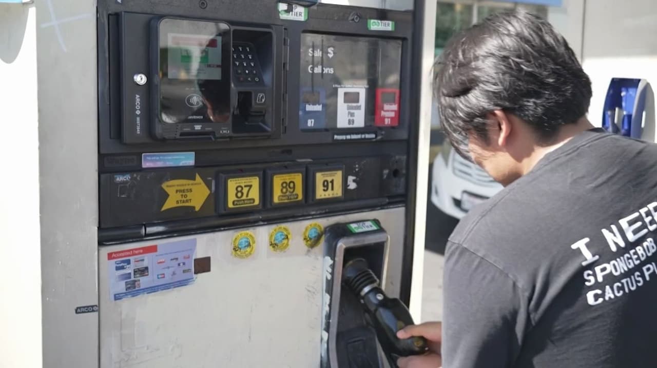 Alza de la gasolina en EEUU: El impacto del conflicto en Medio Oriente