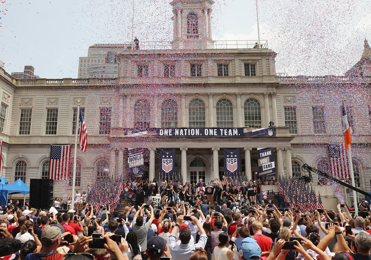 Desfile en honor de la selección fememina de EEUU