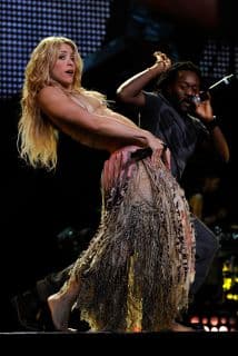 Esto es lo que Shakira hace para tener un "abdomen de acero"