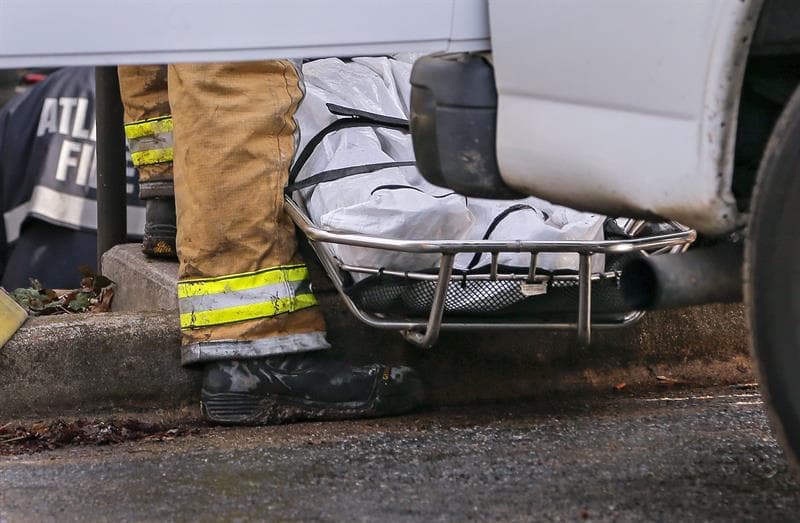 Dos mujeres y cuatro hombres murieron la mañana de este lunes en una casa ubicada en el noroeste de Atlanta.