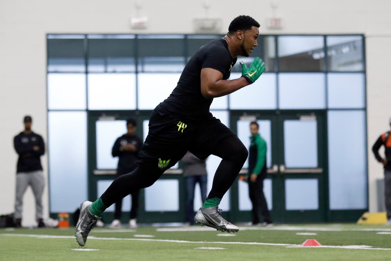 7 SAN FRANCISCO 49ERS DE DEFOREST BUCKNER -- OREGON