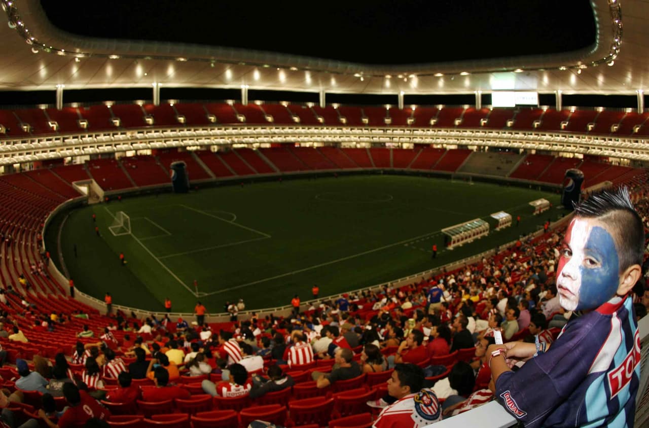 Aquel 30 de julio se encendieron todas las luces para que el Guadalajara enfrentara al Manchester United.