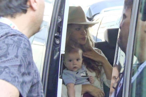 Y seguramente Gerard jugó más inspirado que nunca por la presencia de su pequeñín en el estadio.