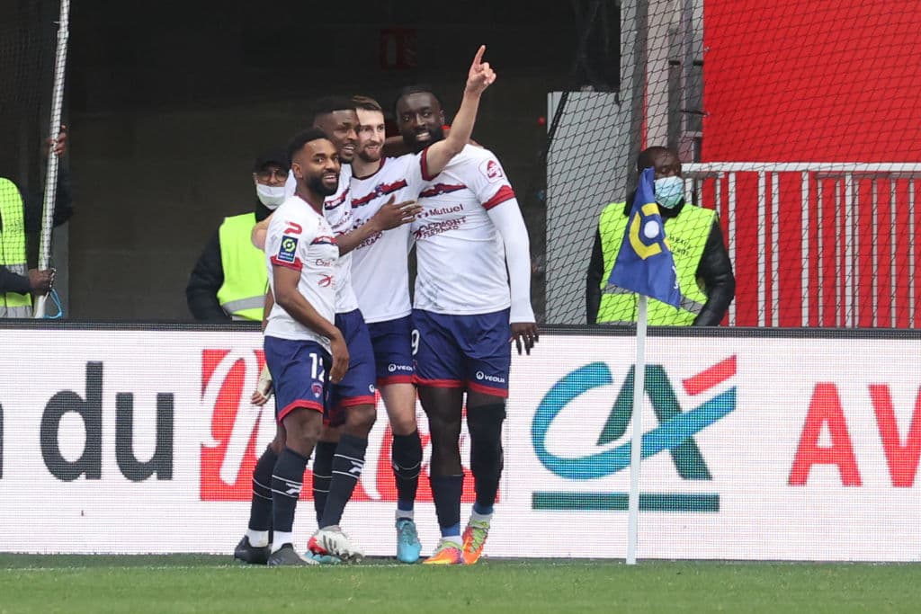 Niza pierde por la mínima ante Clermont durante la J23 y le deja la segunda posición al Olympique de Marsella. El gol corrió a cargo de Elba Rashani.