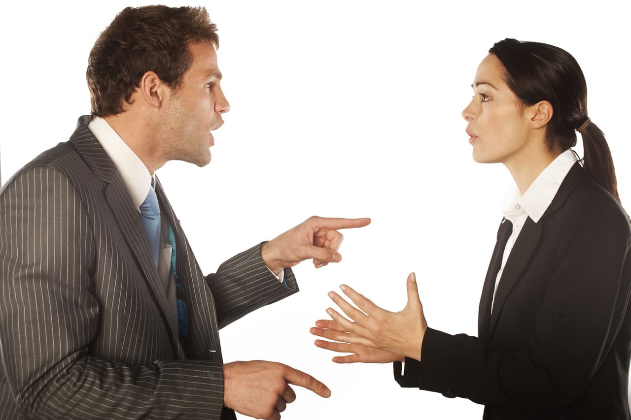 <b>VIRGO</b>
<br>Son muy críticos, exigentes, ambiciosos y perfeccionistas, así que buscarán lo mismo en sus empleados. Son fanáticos del orden, la limpieza y la rutina así que cuidado con tu puntualidad. Son muy buenos para situaciones de crisis y resolver cosas urgentes. Sus principales fortalezas con el pragmatismo y sentido común.