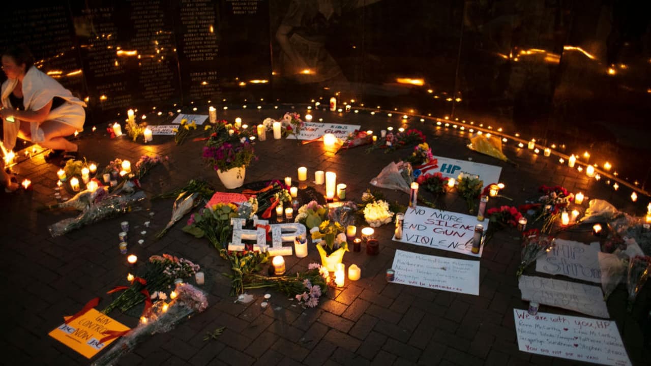 Highland Park alista conmemoración para las víctimas del tiroteo del 4 de Julio