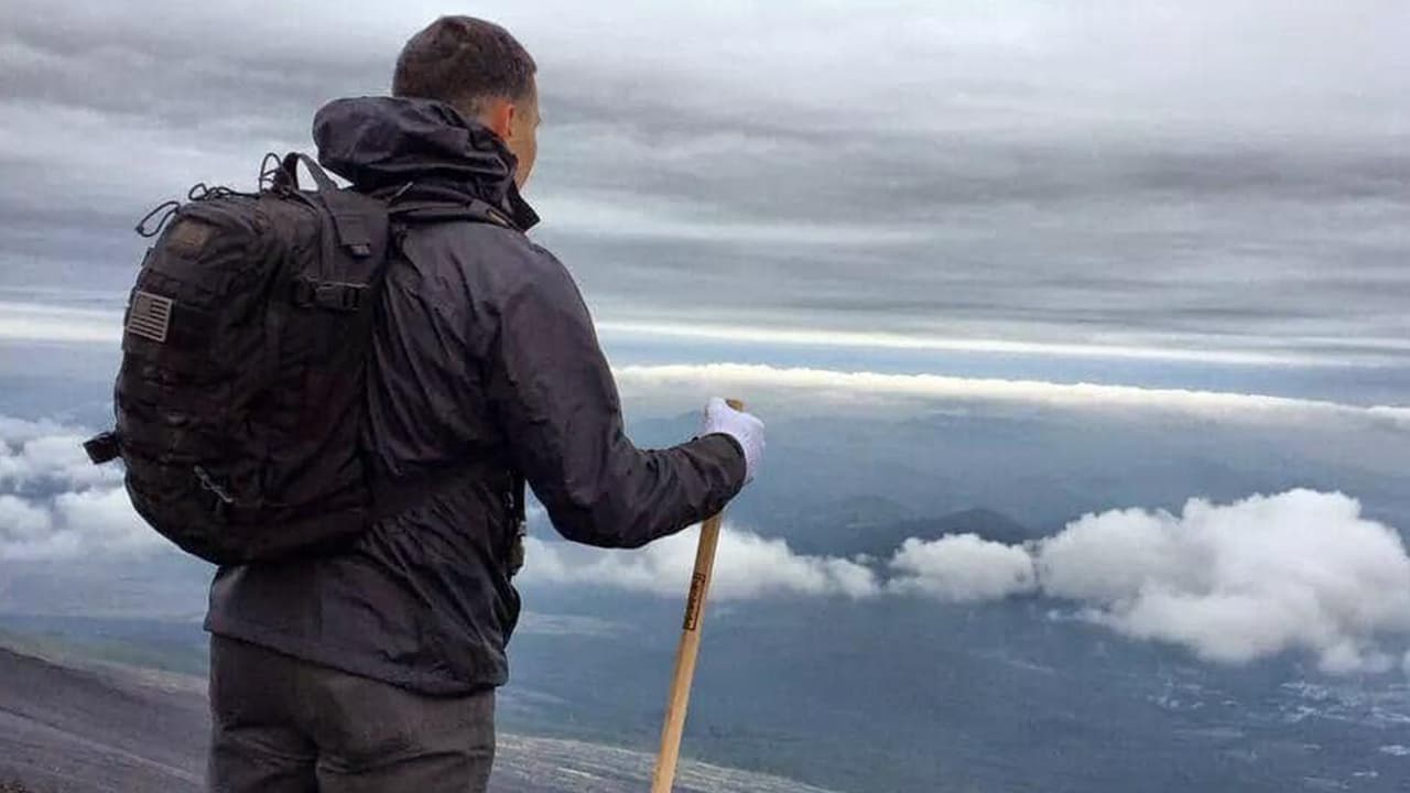 Pidieron a los invitados vestir ropa negra, formal y llegar a partir de las 11:30am.
<br>