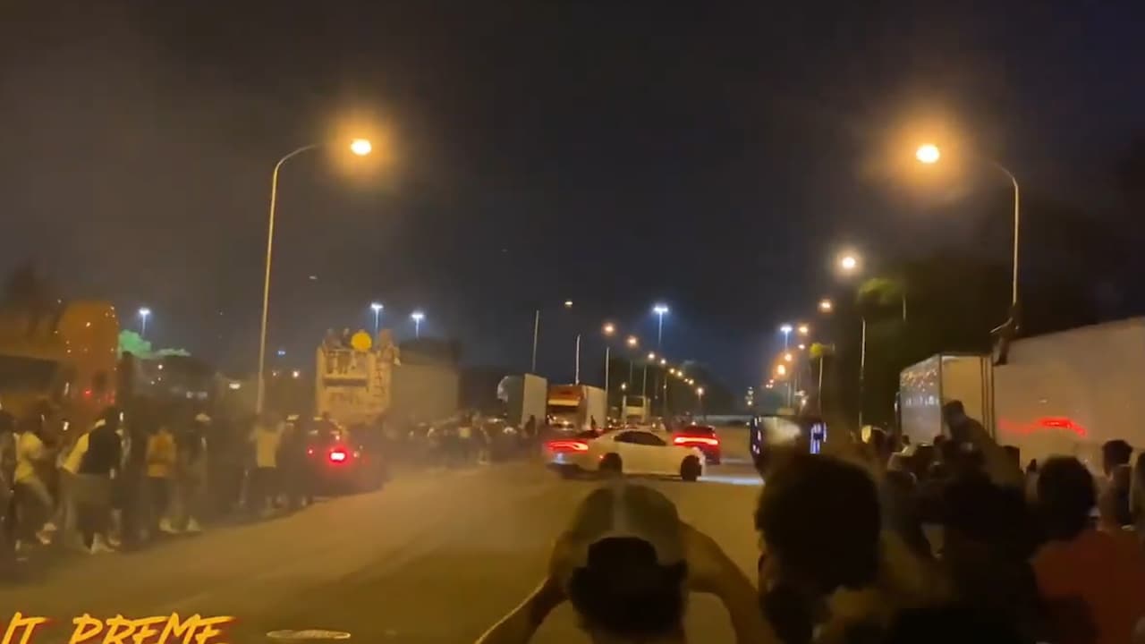 A una mujer le podrían amputar una pierna después de una carrera callejera ilegal en el sur de Filadelfia