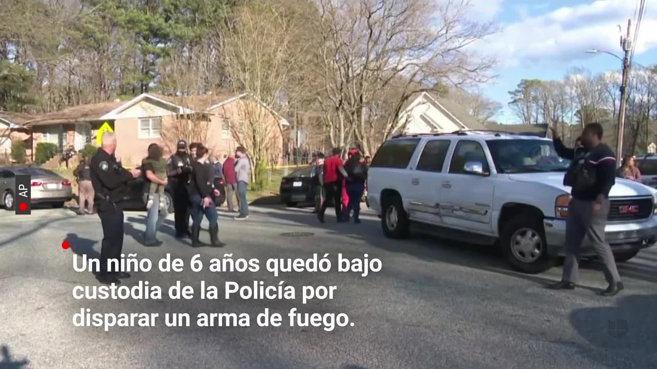 Un niño de 6 años fue detenido por la Policía de Newport News, Virginia, acusado de disparar a una maestra de su escuela; ningún estudiante fue herido.