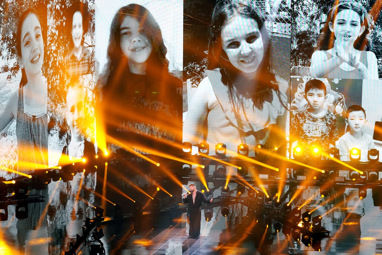 Ricky Martin durante la emotiva entrega de 'Tiburones'