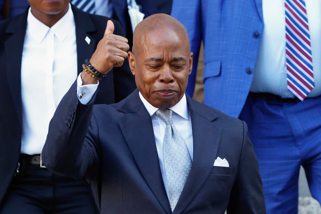 Eric Adams: ¿por qué la administración Trump retiró los cargos de corrupción contra el alcalde demócrata de Nueva York?