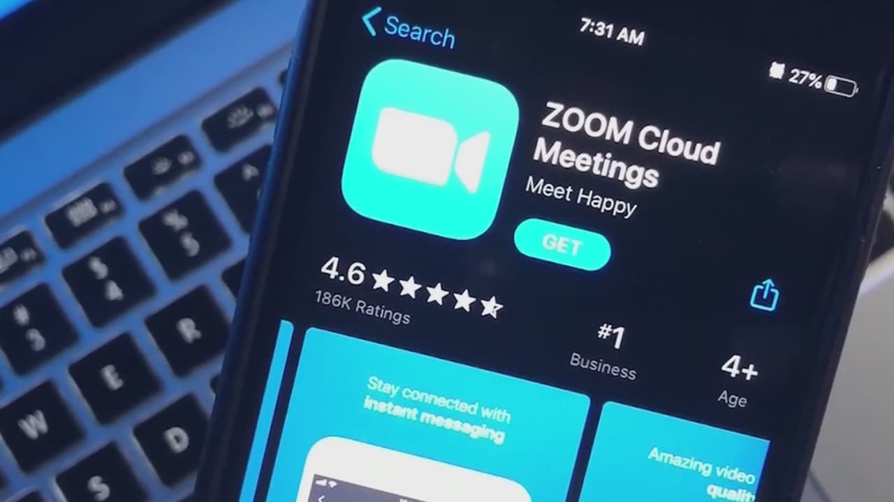 También se anima a las personas a conectarse con sus seres queridos de forma virtual.
<br>