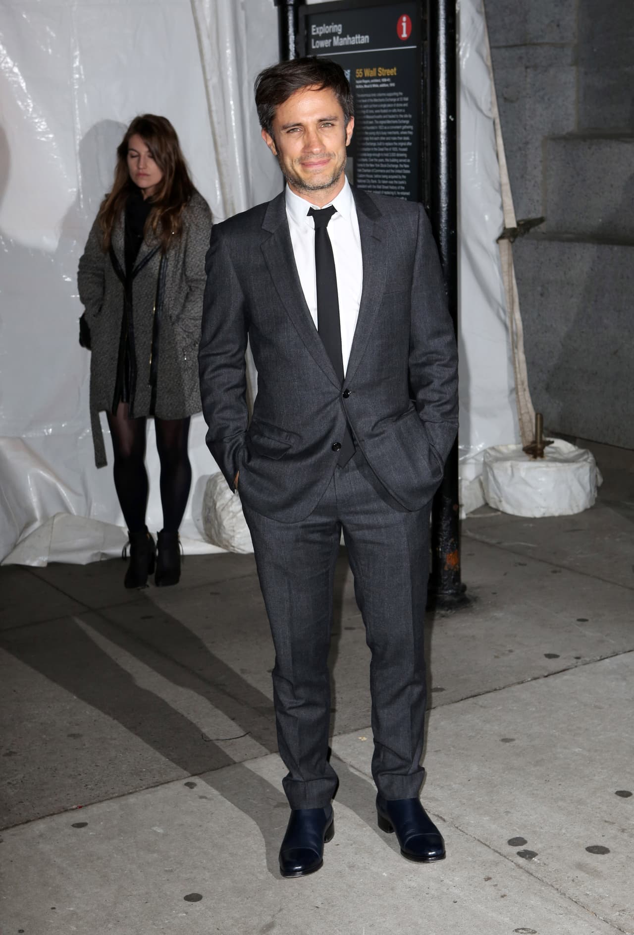 Gael García pronto preparará una nueva versión de 'El Zorro'.