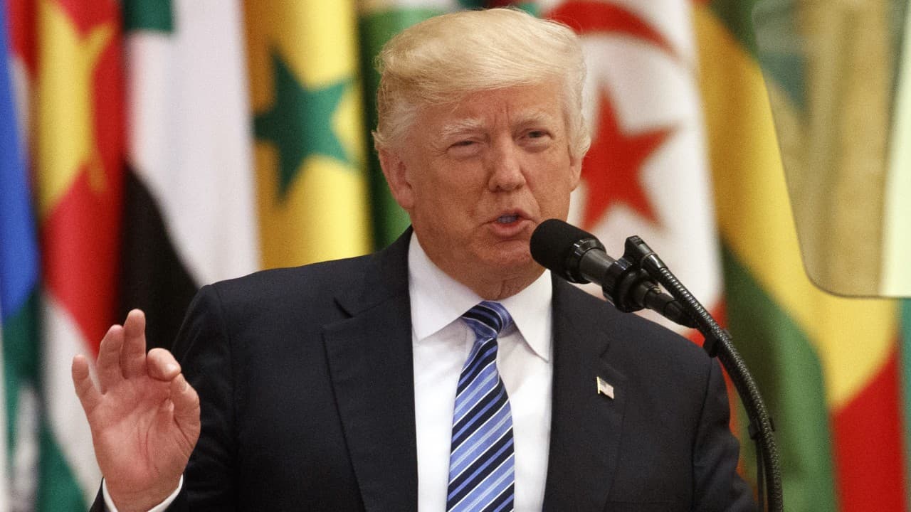 El discurso de Trump al mundo musulmán en Arabia Saudita: más parecido al de Obama que al de su campaña