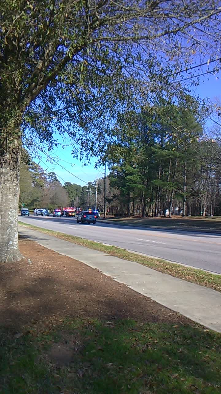 Reportan un tiroteo cerca del gimnasio Fitness Connection en Raleigh