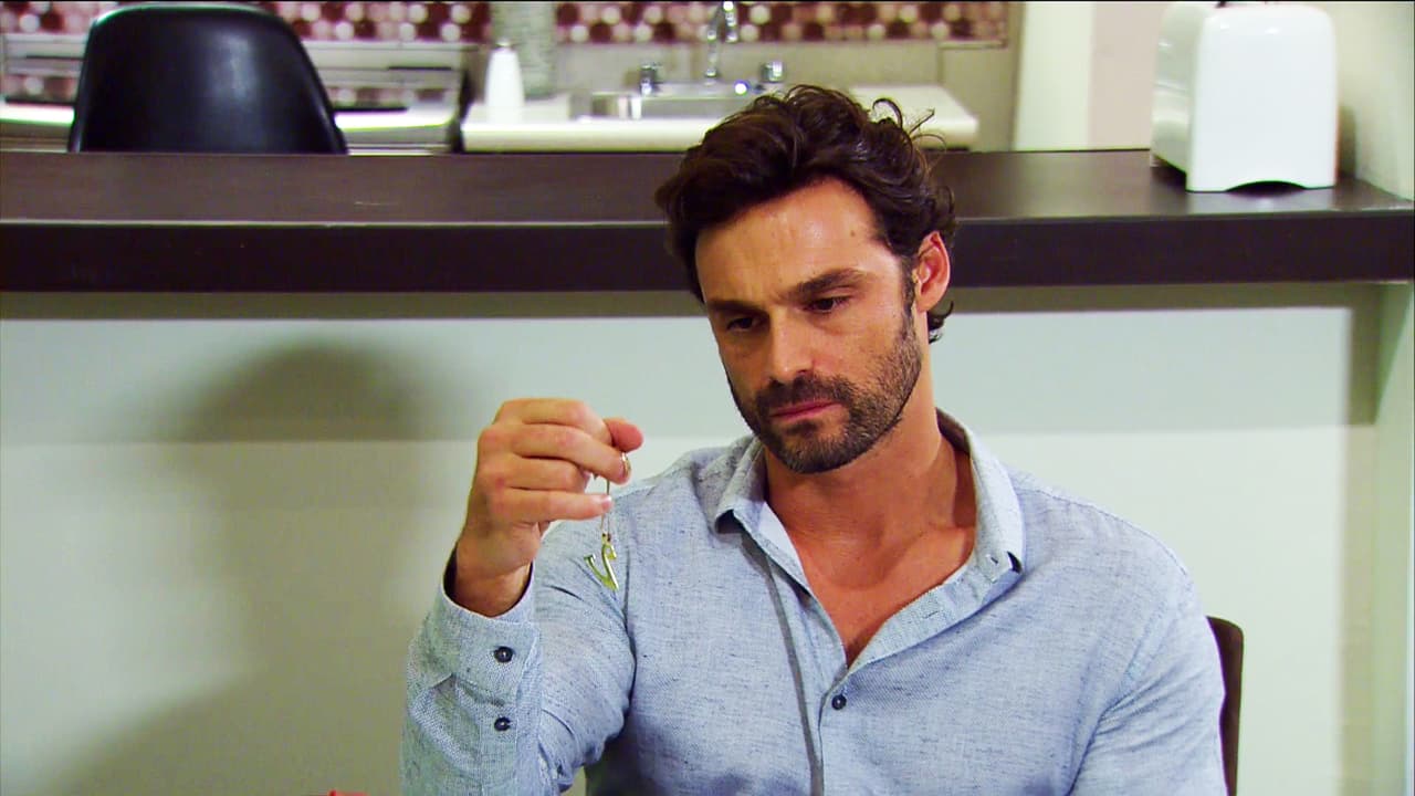 ¡Ahhh! Y ya está segura que tú fuiste la amante de Demetrio.