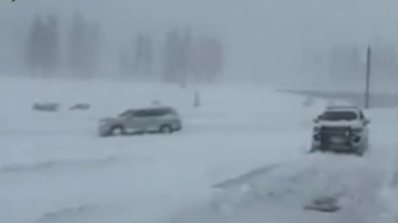 Muerte de esquiadores en California: ¿Cómo se produce una avalancha y qué se puede hacer ante este fenómeno?