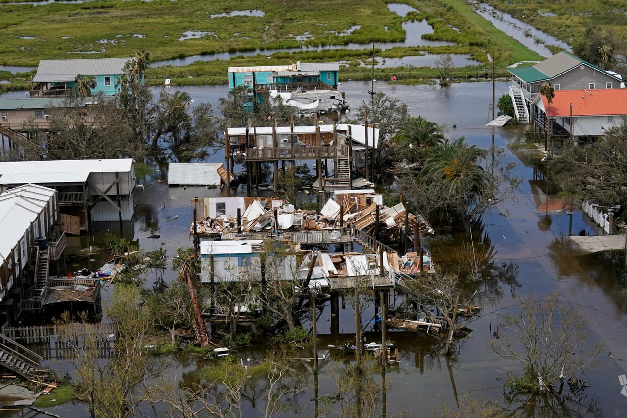 A dos días del impacto de Ida, casi un millón de hogares siguen sin electricidad en Louisiana