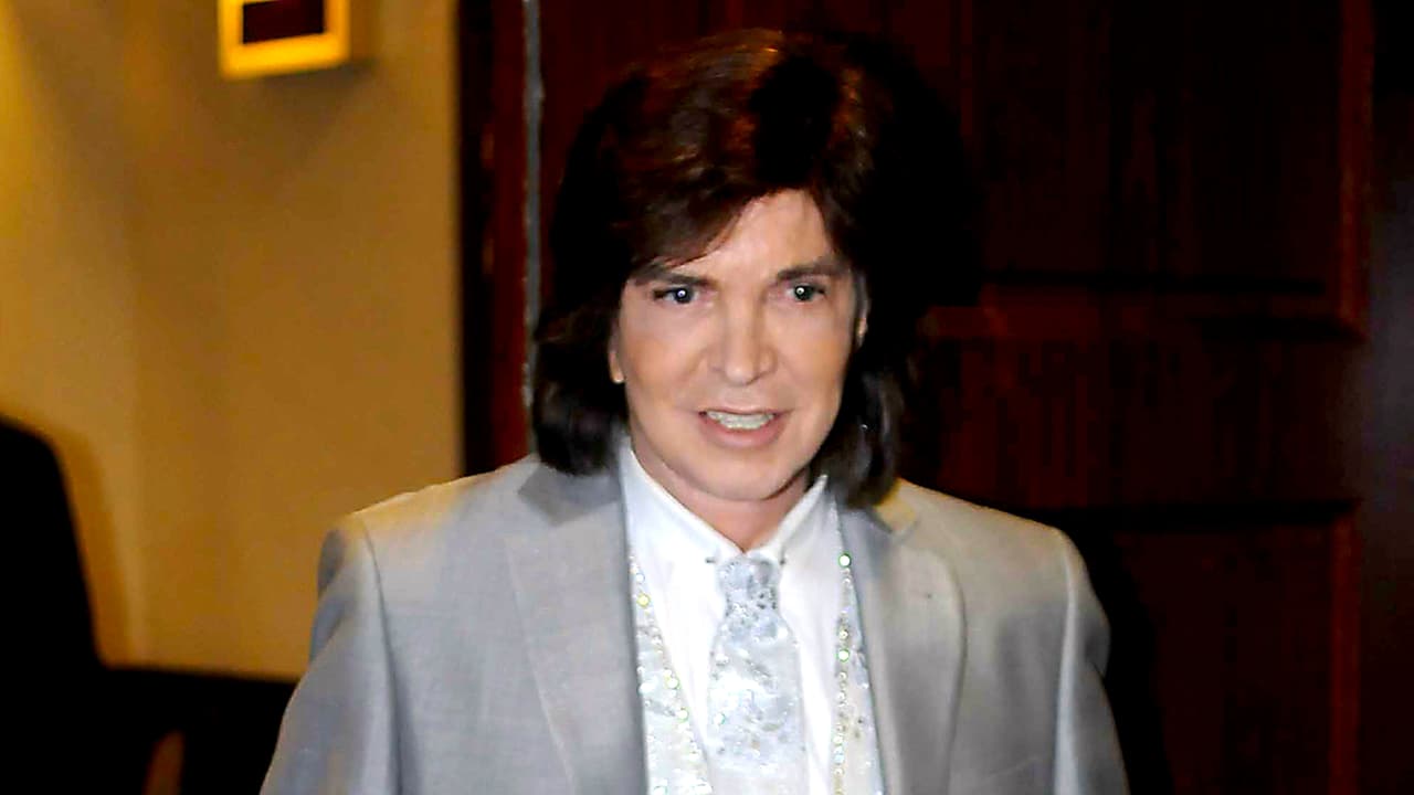 A casi dos meses de la muerte de Camilo Sesto, su hijo confiesa que aún le cuesta asimilar la pérdida