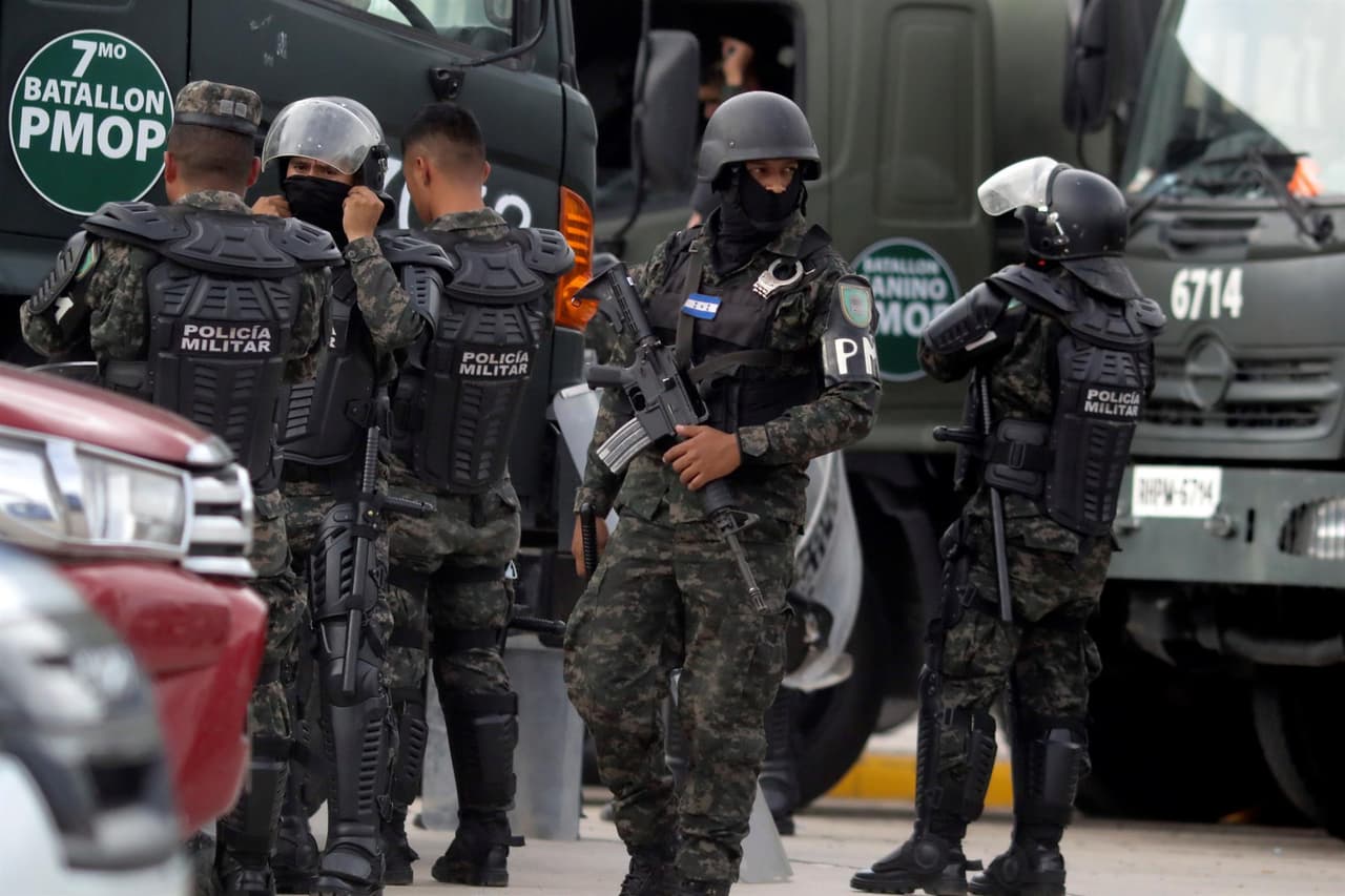 Al menos cinco presos mueren en riña entre pandillas rivales en una cárcel de Honduras