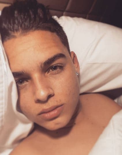 A Brian le gusta estar enfocado y le gusta infundir esto en sus compañeros.