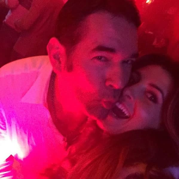 El 28 de febrero del 2009 
<b><a href="http://www.univision.com/temas/eduardo-santamarina">Eduardo Santamarina</a></b> y 
<b><a href="http://www.univision.com/temas/mayrin-villanueva">Mayrín Villanueva</a></b> sellaron su amor en una boda civil muy íntima.