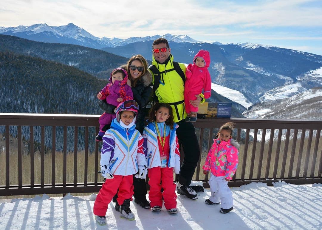 Después de tomar el sol, viajaron rumbo a Vail, Colorado.