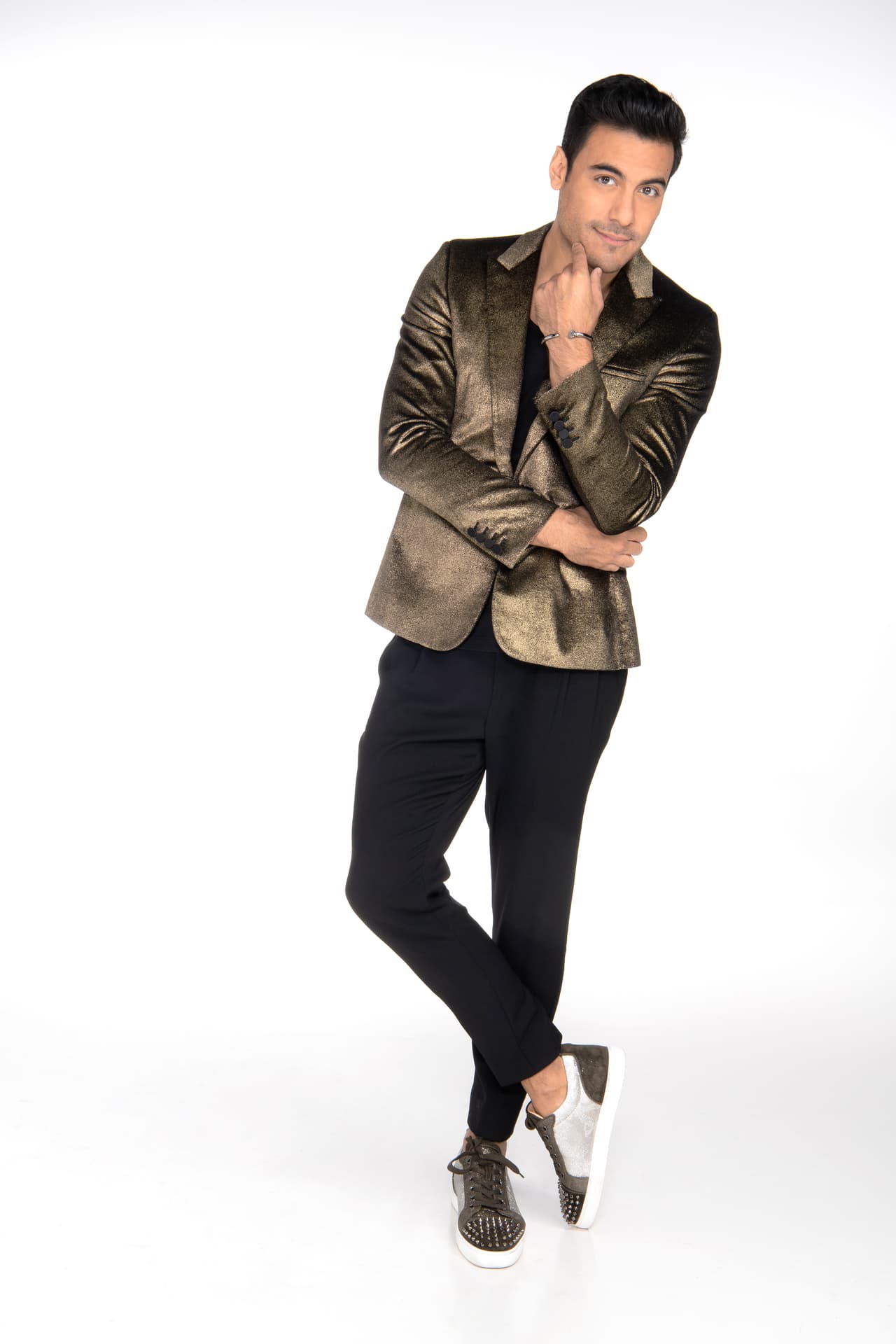 El cantante Carlos Rivera siempre ha tenido un papel destacado por su precisión al adivinar a las personalidades detrás de los personajes.