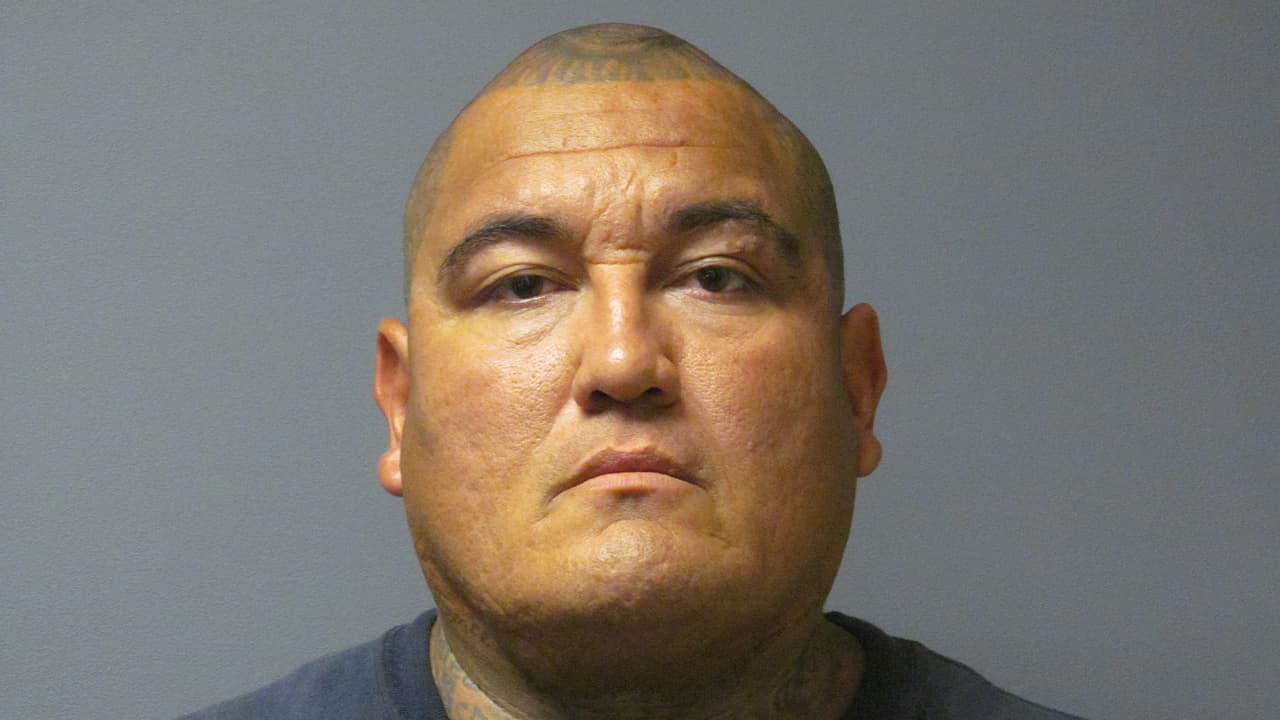 Floyd Michael Jr. Villarreal es buscado por robo