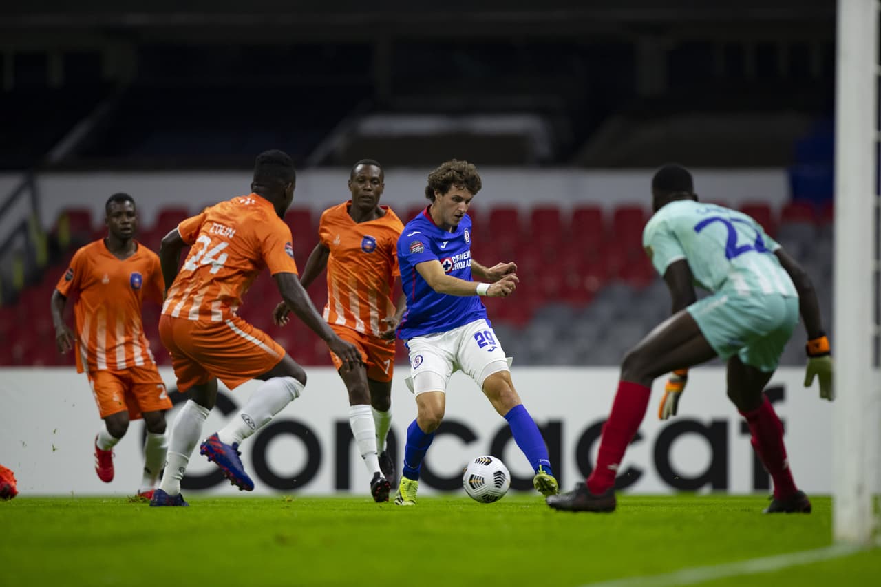 Llueven goles en la capital mexicana y con un marcador de 8-0 a favor, Cruz Azul elimina al Arcahaie de Haití en los octavos de final de la Concacaf Liga de Campeones.