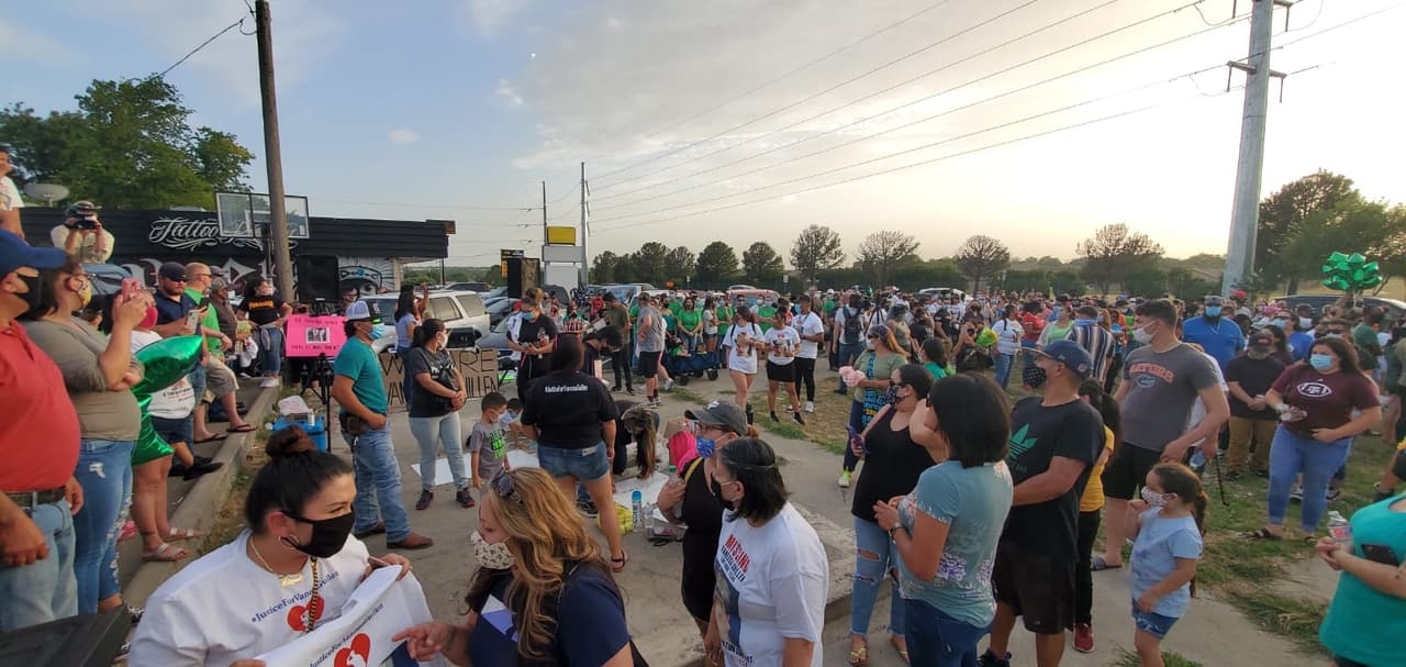 Asimismo, los asistentes pidieron que a todos los que estaban en el comando de Guillén que renuncien a sus puestos o que los despidan.