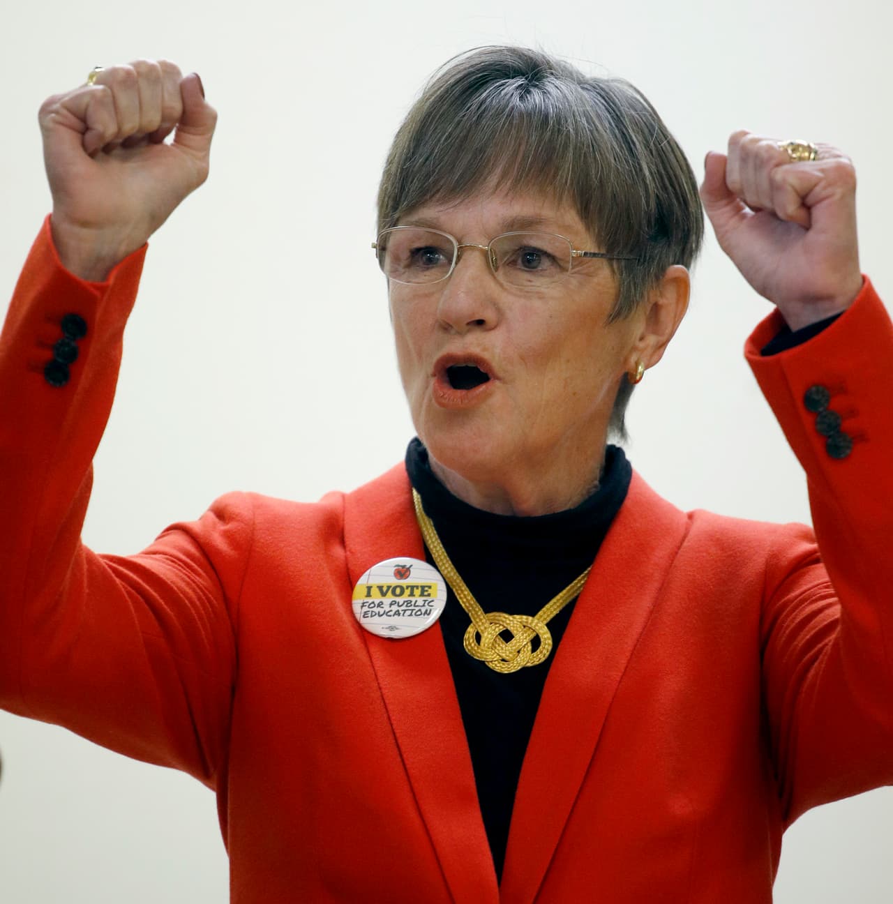 En Kansas la demócrata
<b>Laura Kelly</b> venció al republicano Kris Kobach. La gobernación de ese estado estuvo en manos de los republicanos desde 2011.