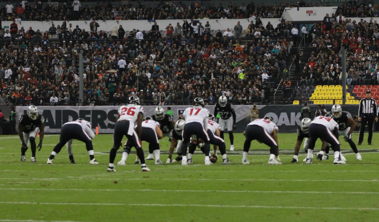 Te presentamos las mejores imágenes que nos dejó el juego entre Raiders y Texans en la cancha del estadio Azteca de la ciudad de México.