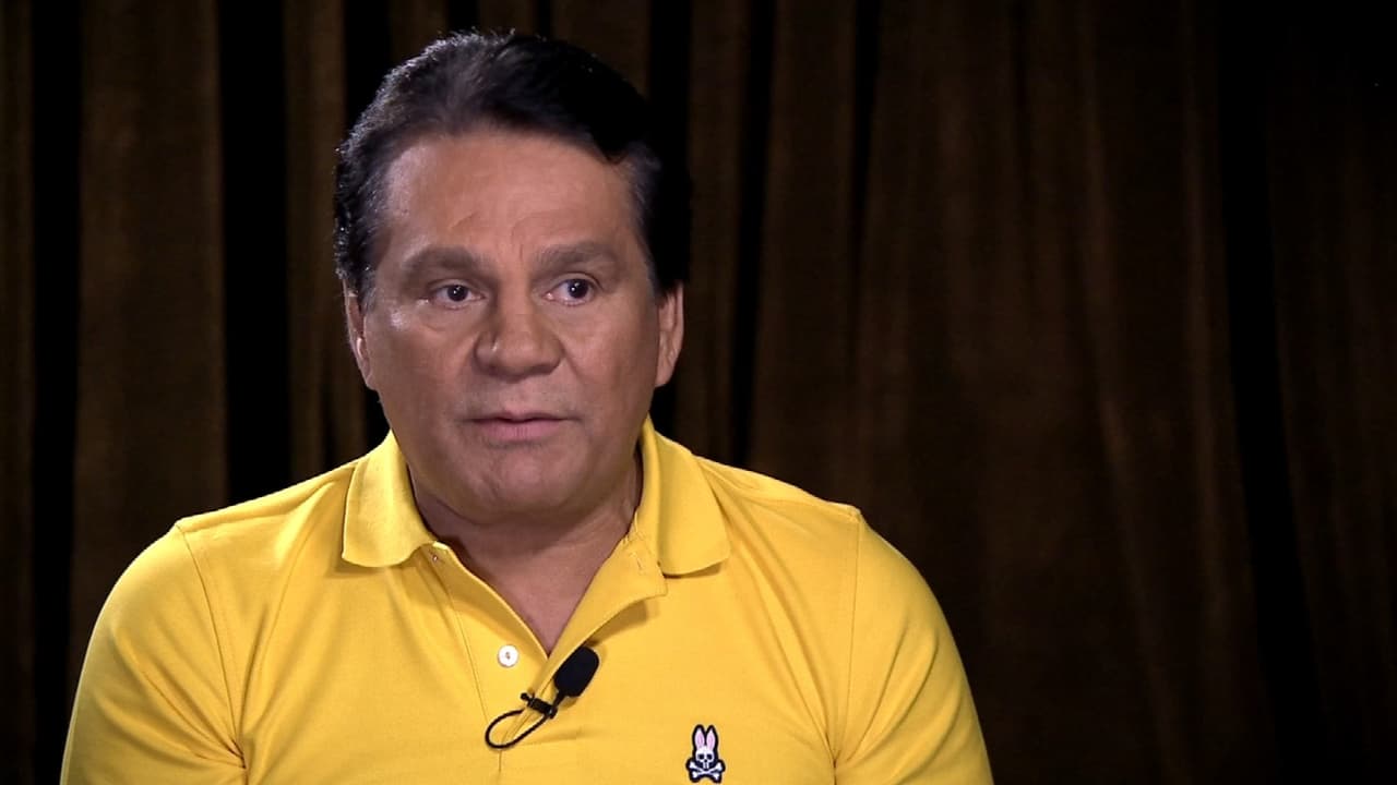 Y por supuesto, no faltó la política durante la entrevista. ¿Qué opinan los invitados de Donald Trump?
<br>“Para mi está mal lo que Trump ha dicho de los hispanos porque él habla como si todos los mexicanos del mundo que están en Estados Unidos fueran delincuentes. Está equivocado porque aquí hay muchos latinos que trabajan, viven bien, son millonarios, y que han levantado mucho al país”, dijo Durán.