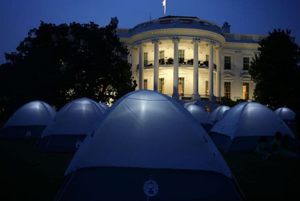 Uno de los grupos favoritos del presidente fue recibido en la casa presidencial de Washington.